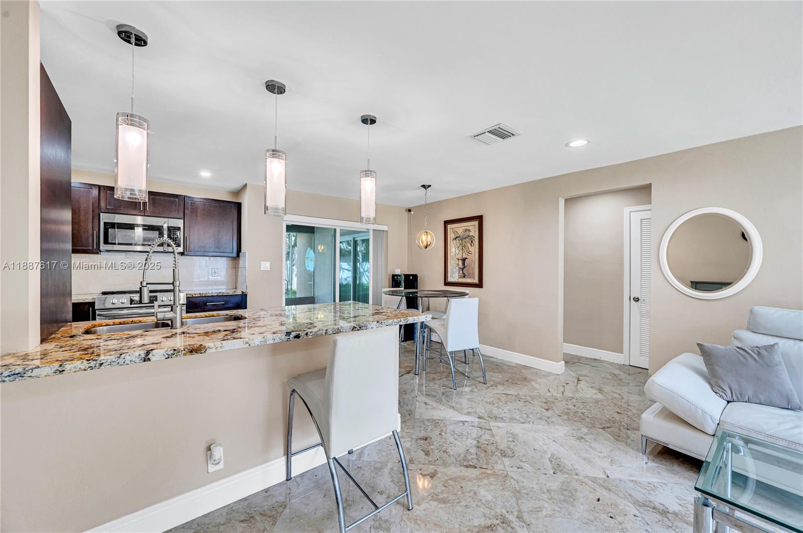 5606 NW 49th Ave, Tamarac FL 33319
