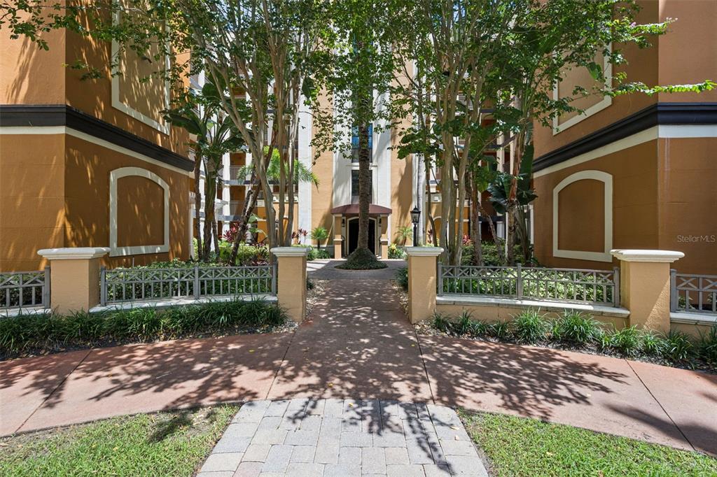 12539 FLORIDAYS RESORT DRIVE UNIT 102D, ORLANDO, FL — photo 3 of 30