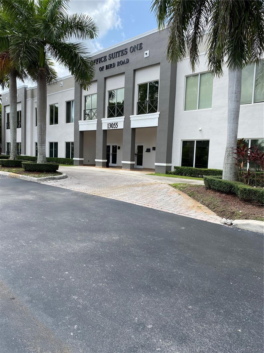 13055 SW 42nd St # 205, Miami FL 33175