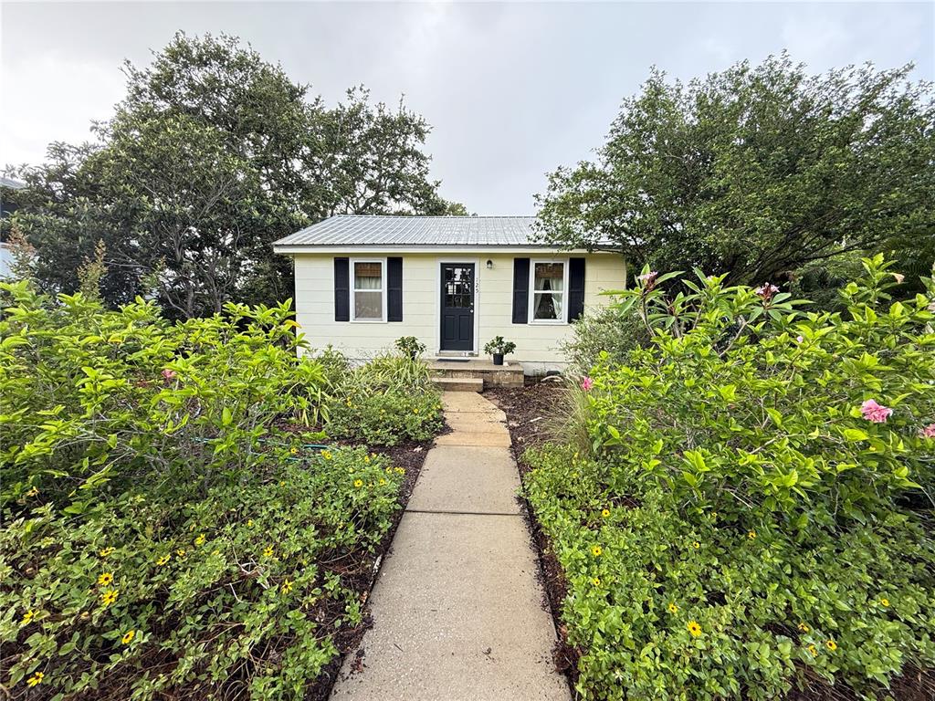 125 RIO VISTA DRIVE