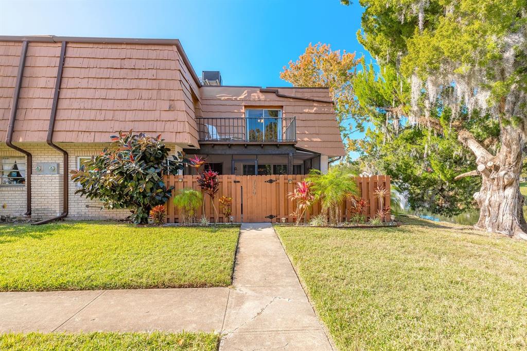 139 MOONSTONE COURT