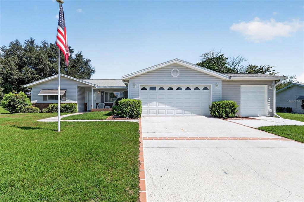 10403 SE 177TH PLACE, SUMMERFIELD, FL — photo 2 of 30