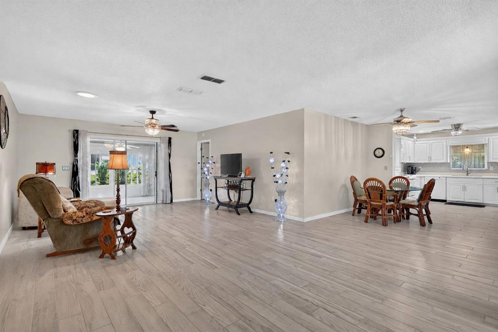 10403 SE 177TH PLACE, SUMMERFIELD, FL — photo 5 of 30