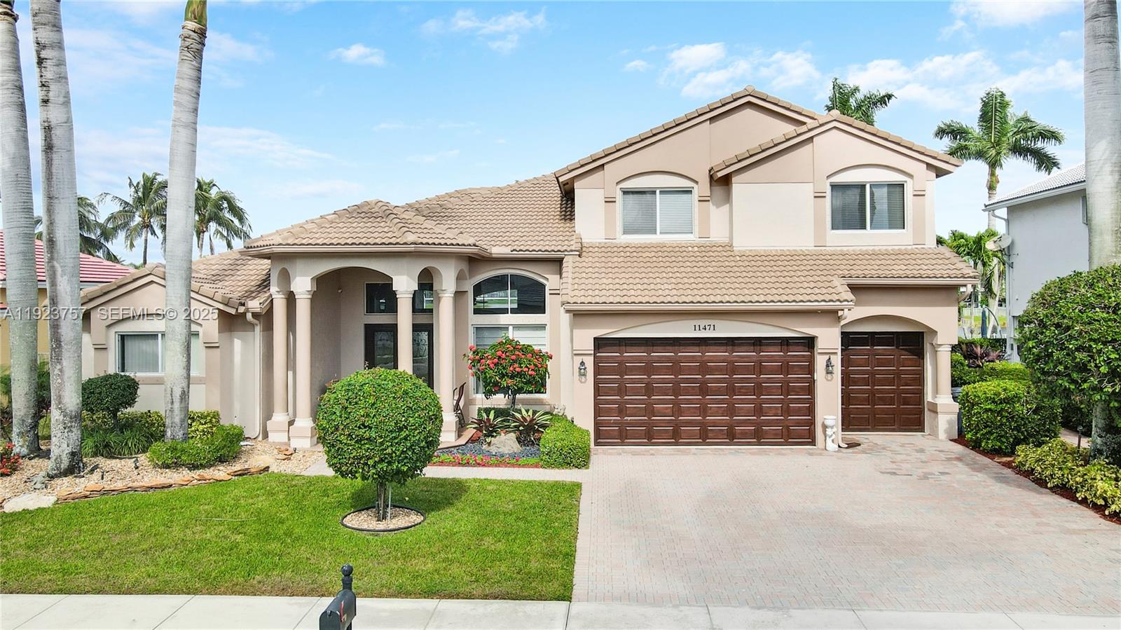 11471 Paradise Cove Ln, Wellington FL 33449