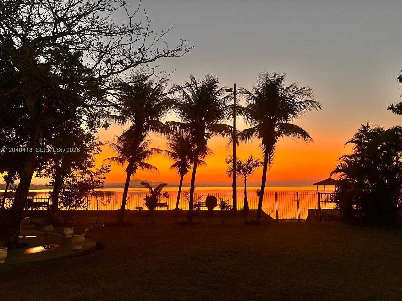 FL — photo 5 of 14