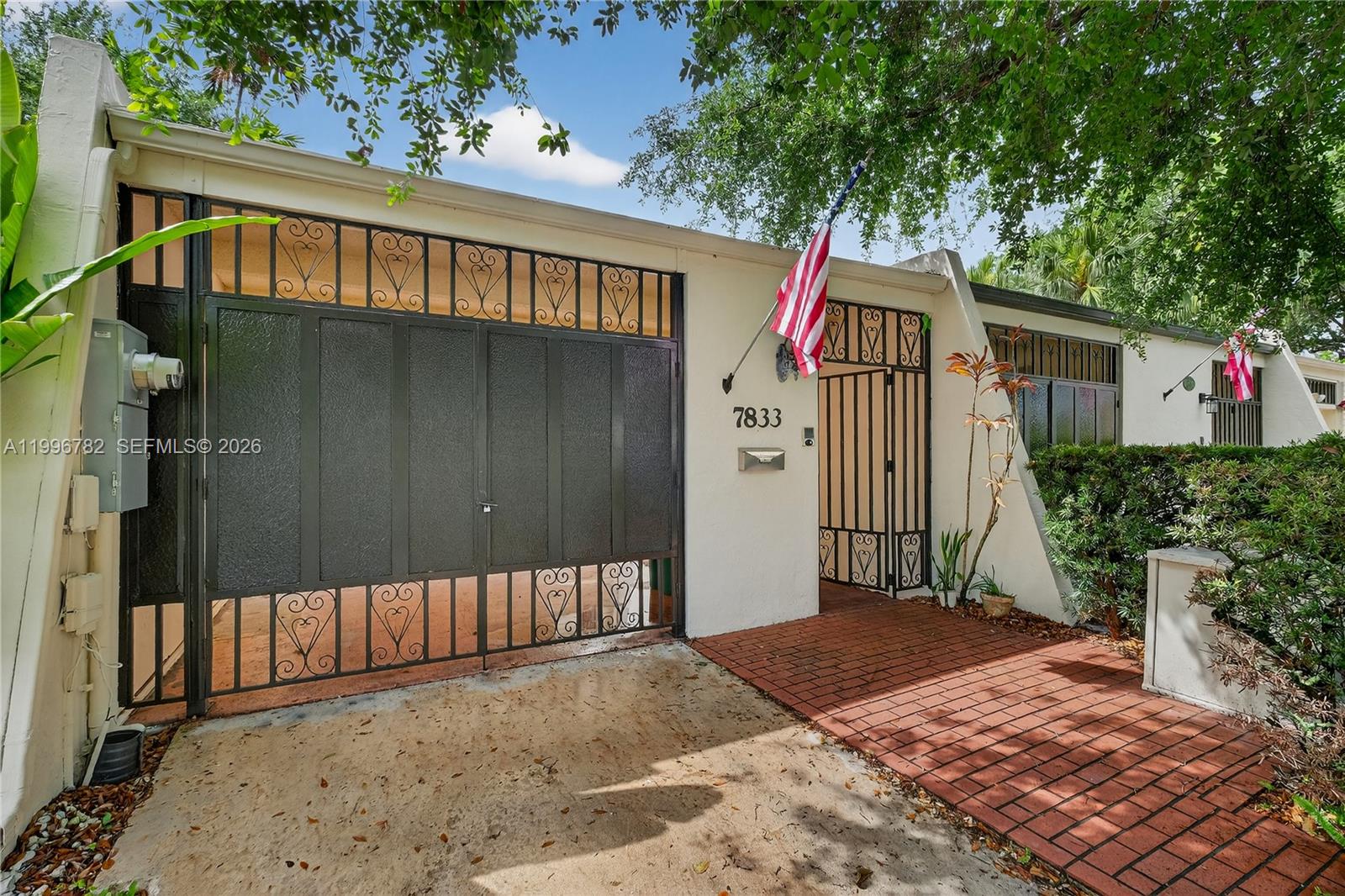 7833 SW 102nd Pl, Miami FL 33173