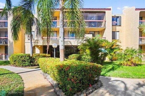 733 SE 1st Way # 105, Deerfield Beach FL 33441