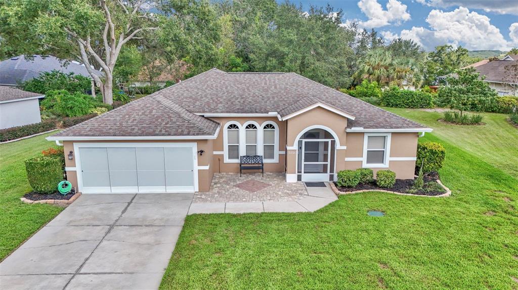 5556 GROVE MANOR
