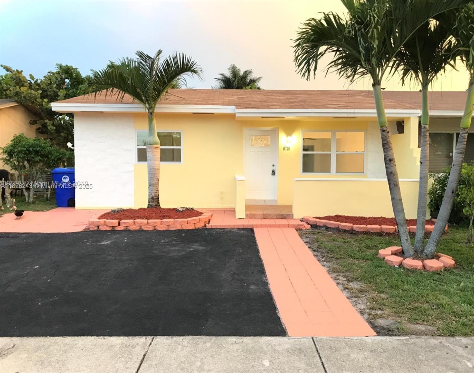 6710 SW 18th Ct, North Lauderdale FL 33068