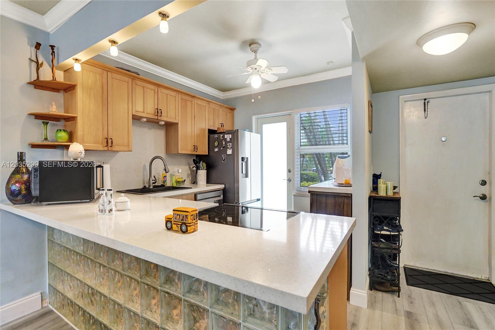 3181 S Ocean Dr # 107, Hallandale Beach FL 33009
