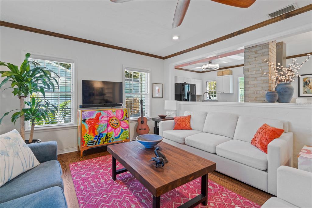 1161 JACKSON ROAD, CLEARWATER, FL — photo 2 of 22