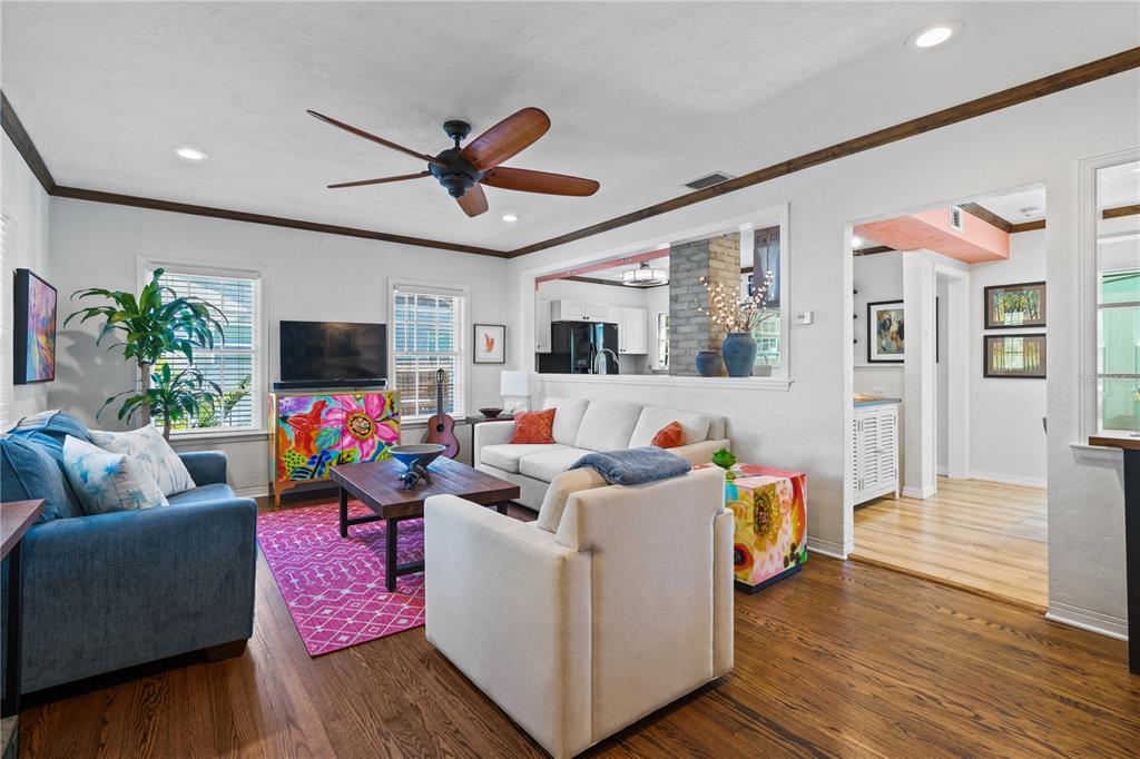 1161 JACKSON ROAD, CLEARWATER, FL — photo 4 of 22