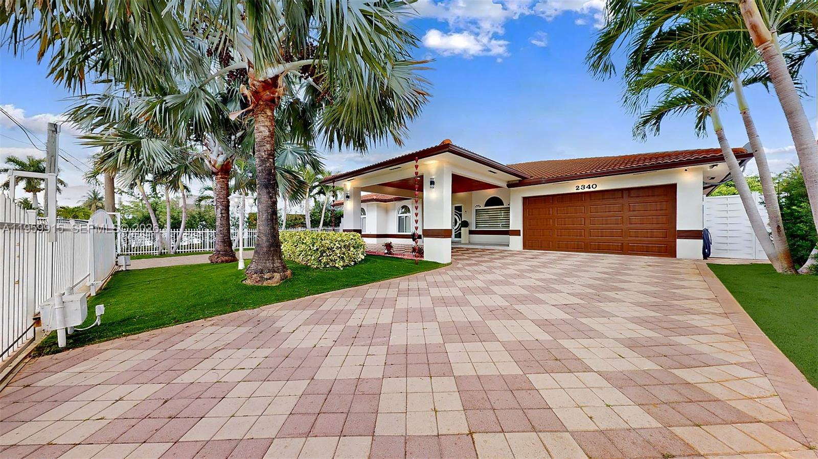 2340 SW 139th Ave, Miami FL 33175