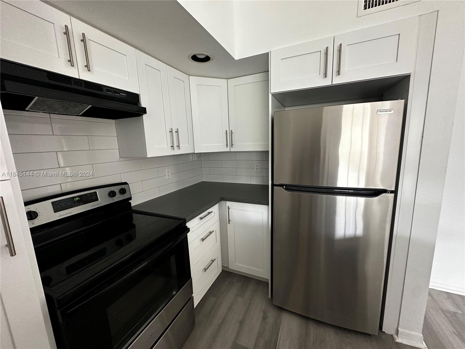 457 Vista Isles Dr # 2122, Sunrise FL 33325