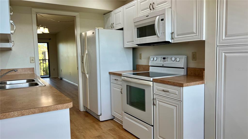 505 30TH AVENUE W UNIT E406, BRADENTON, FL — photo 2 of 30