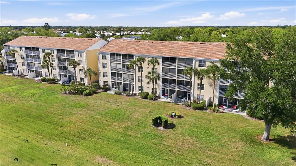 823 WEXFORD BOULEVARD UNIT 823