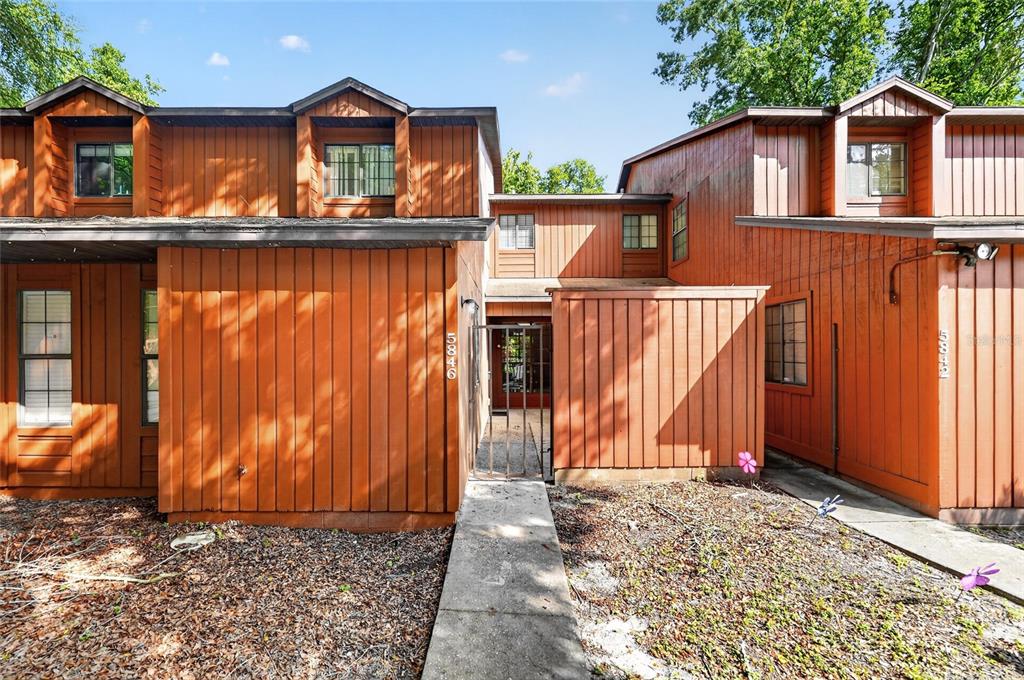 5846 SW 9TH PLACE
