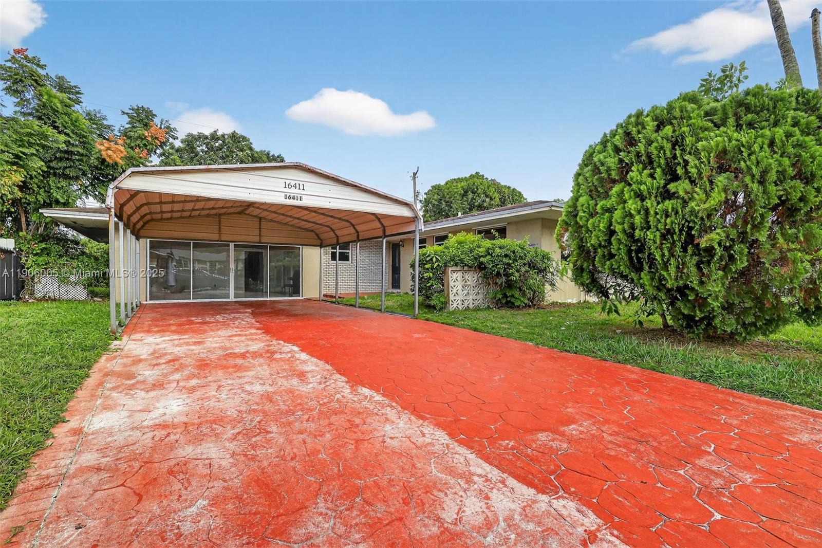 16411 SW 101st Ave, Miami FL 33157