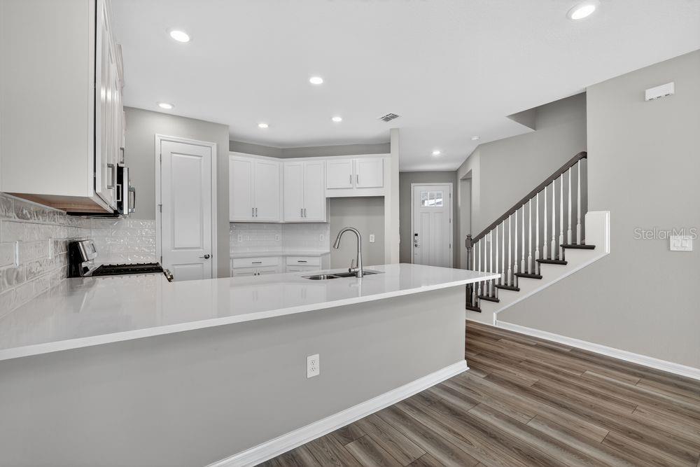 13419 COMMONS AVENUE, PARRISH, FL — photo 2 of 30