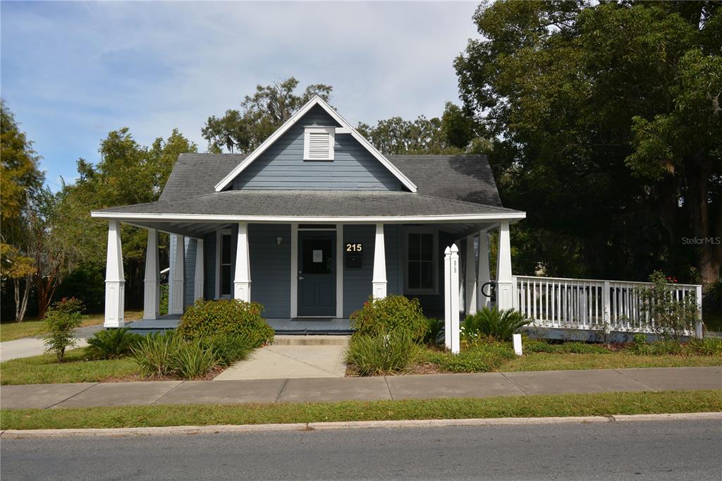 215 SE 8TH STREET