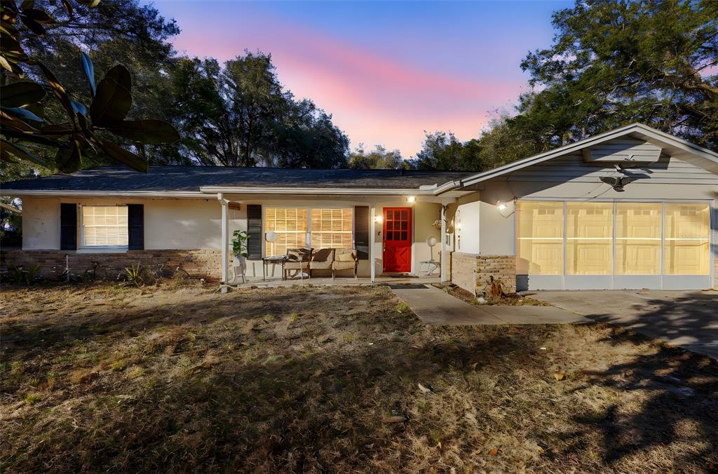 2239 HOLLY LANE