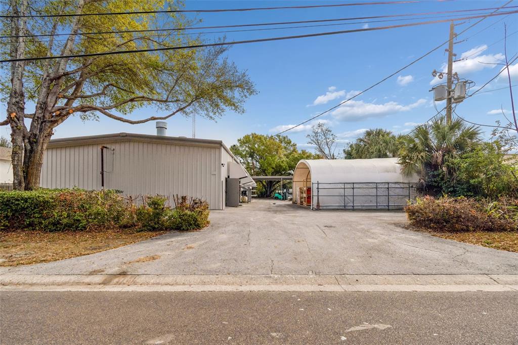 1060 HARBOR LAKE DRIVE