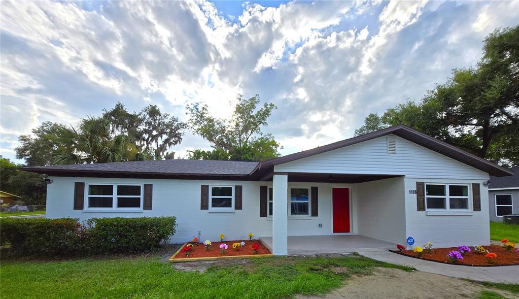 1106 CRESTVIEW AVENUE