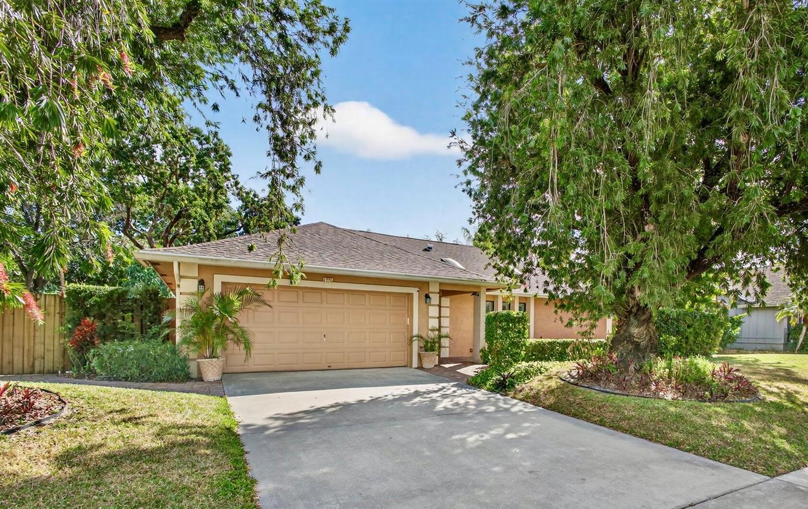 1776 The 12th Fairway, Wellington FL 33414
