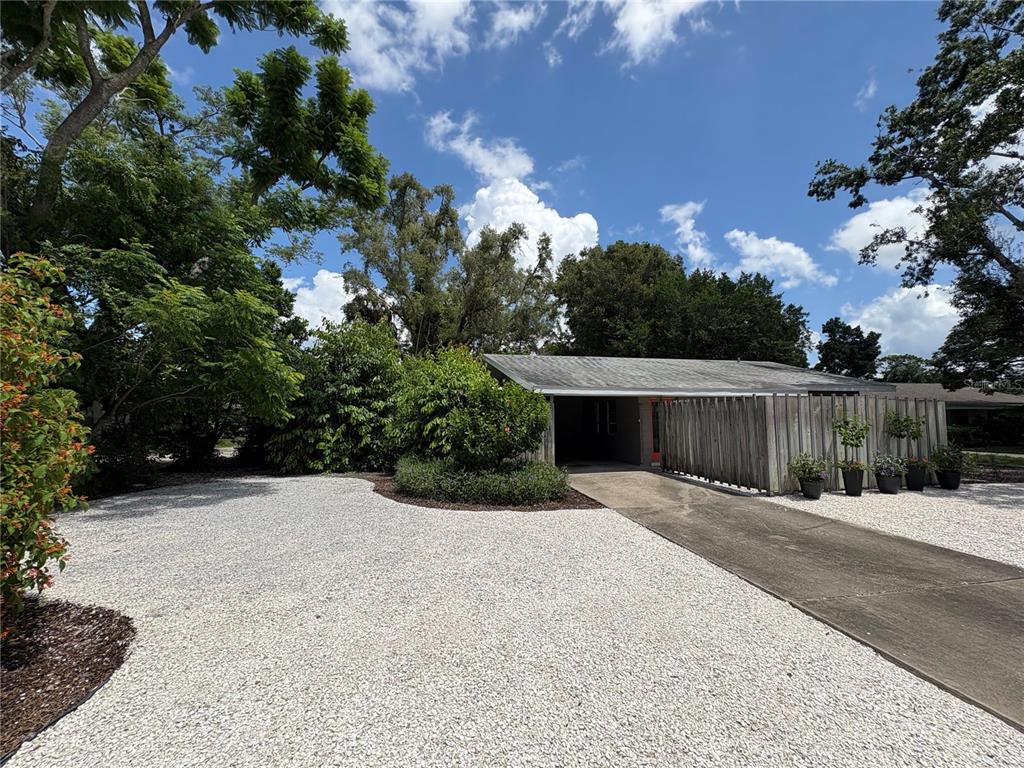 2303 BOUGAINVILLEA STREET