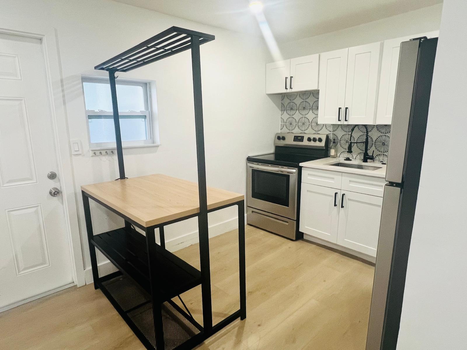 1720 N 17th Avenue # 6, Hollywood FL 33020