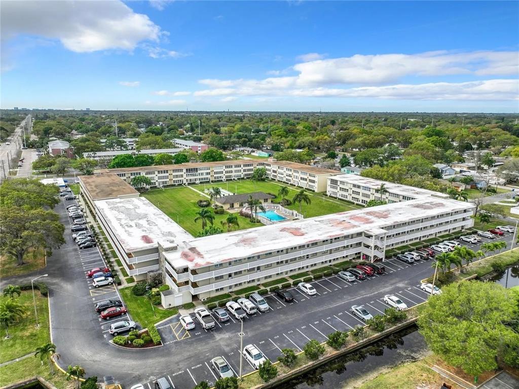 8101 11TH STREET N UNIT 320
