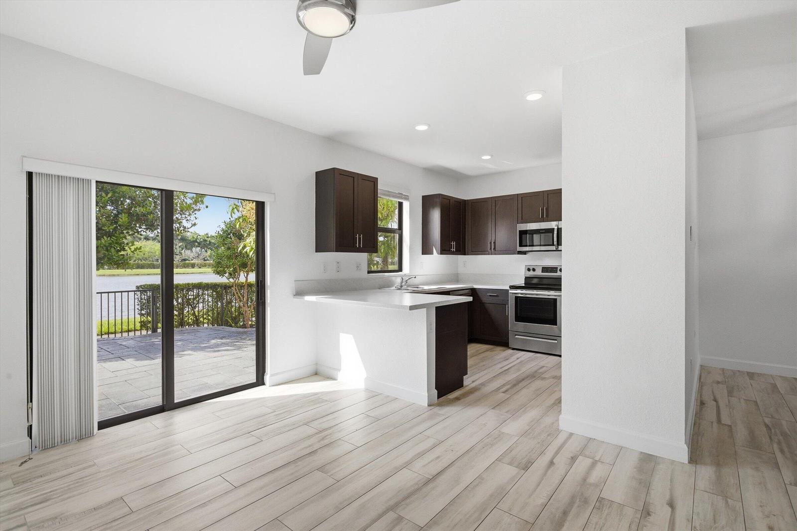 5884 Mustang Manor, Davie FL 33314
