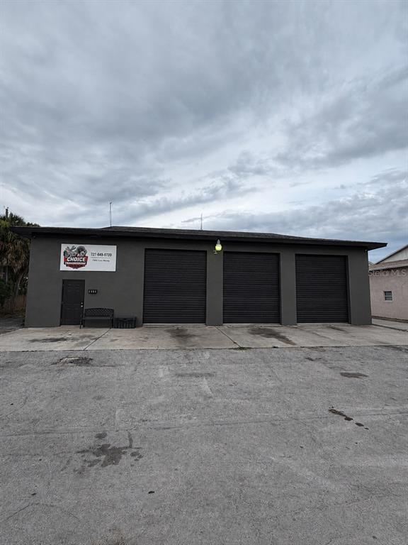 7805 CLARK MOODY BOULEVARD
