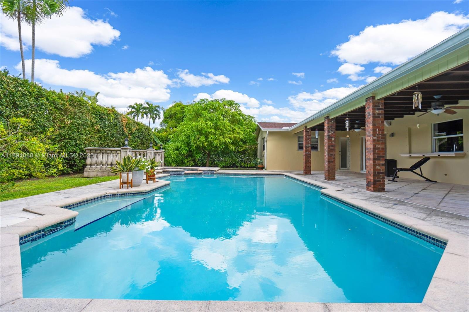 14263 SW 76th St, Miami FL 33183