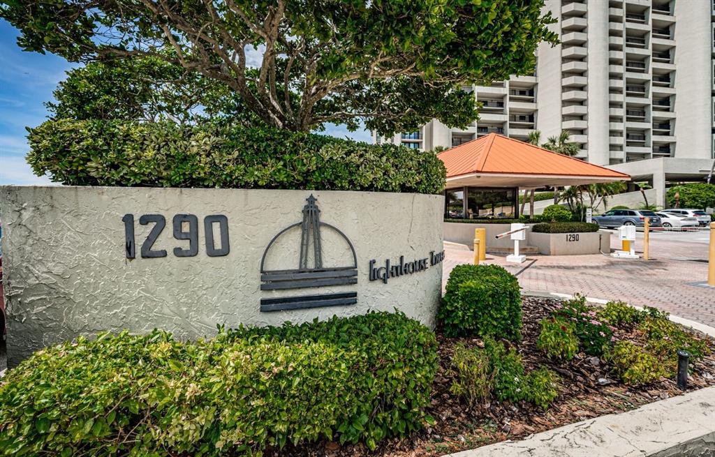 1290 GULF BOULEVARD UNIT 2004