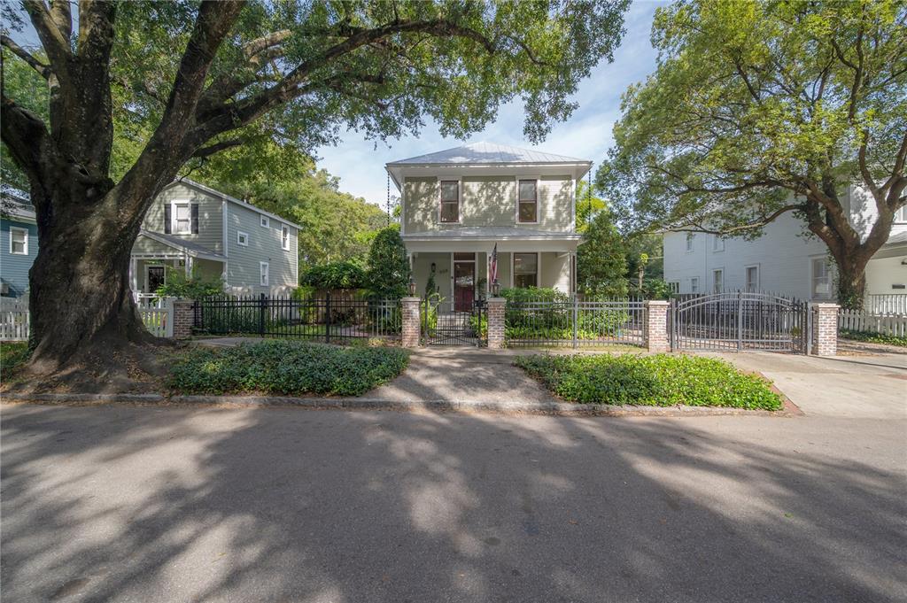 508 E AMELIA AVENUE