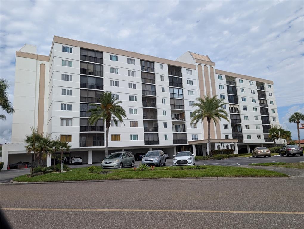 19029 US HIGHWAY 19 N UNIT 9-301