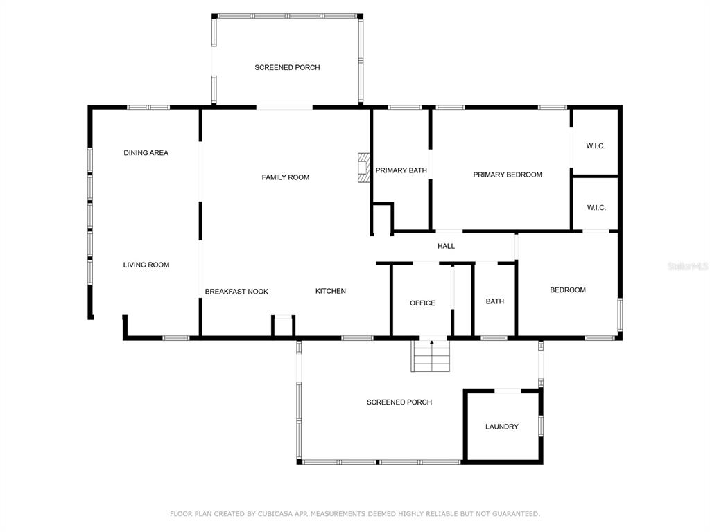 This is a floor plan showing a single-story home with two screened porches and a laundry room — 2002 S CITRUS CIRCLE UNIT 1728, ZELLWOOD, FL