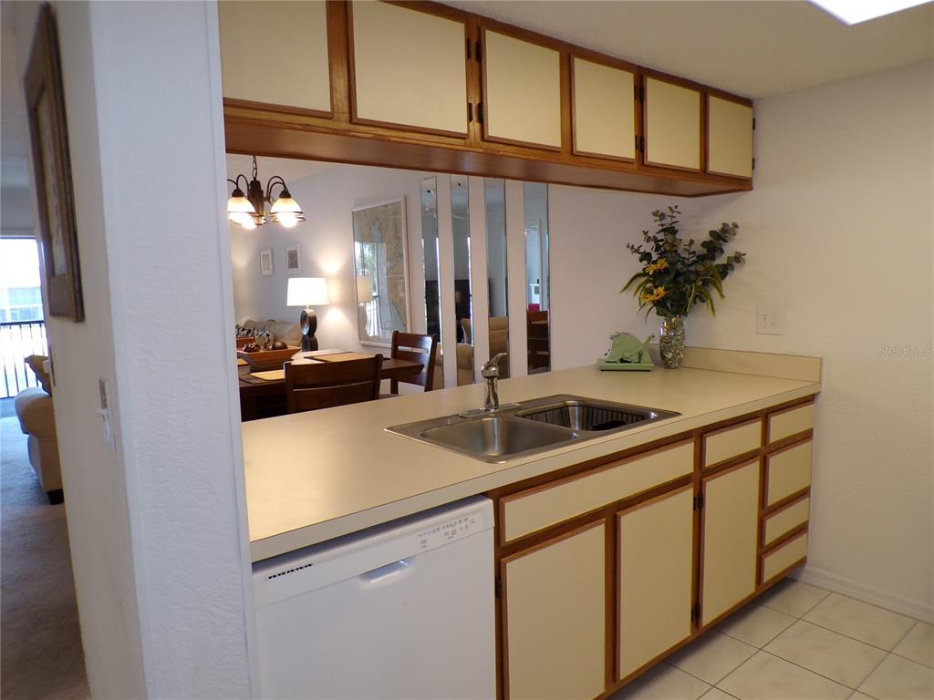 4016 OAKVIEW DRIVE UNIT J6, PUNTA GORDA, FL — photo 4 of 30