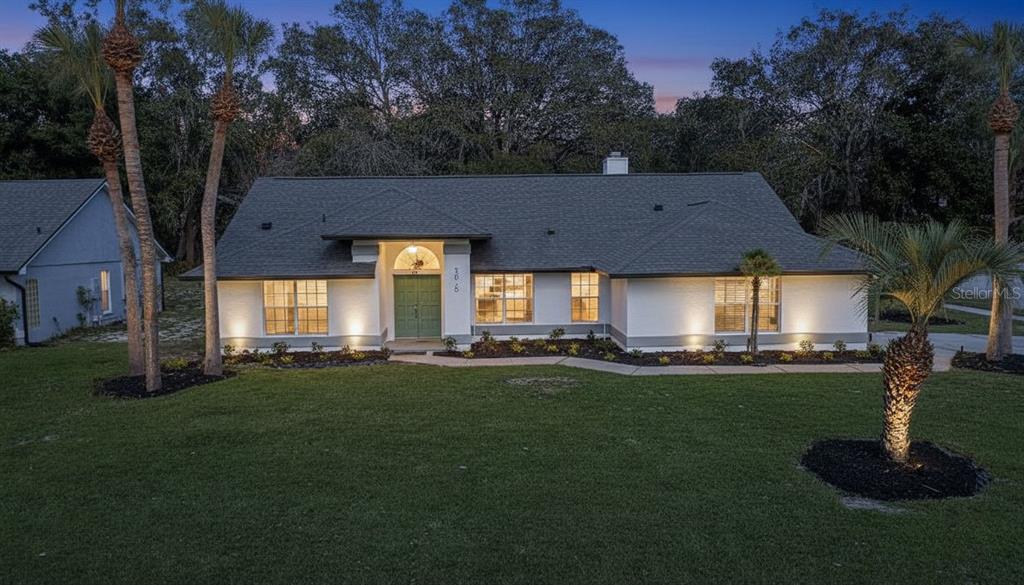 7015 OAKMORE LANE