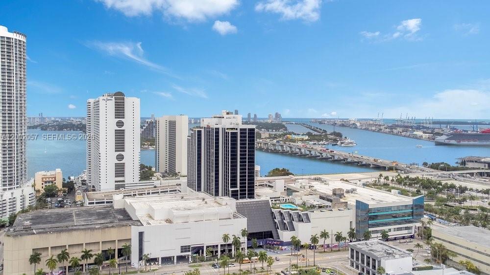 1600 NE 1st Ave # 1601, Miami FL 33132