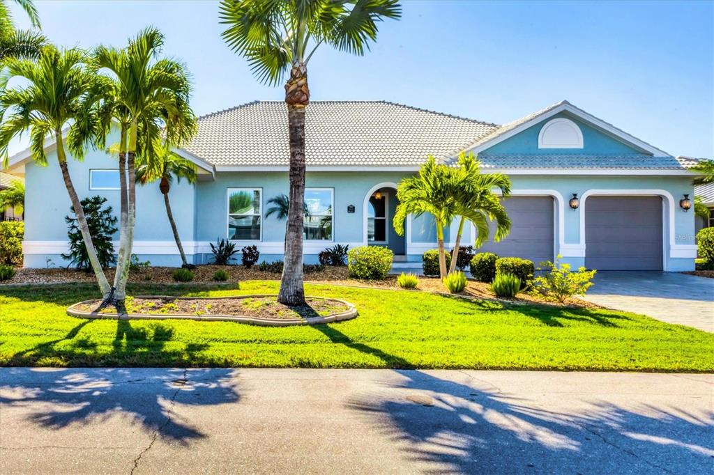 1121 HAWKS NEST COURT