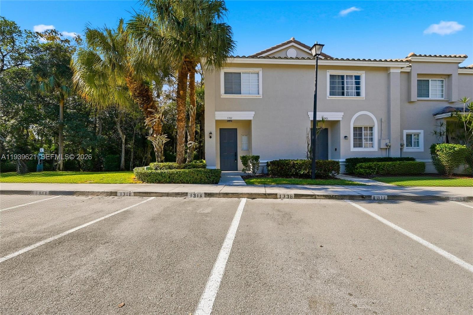 5703 NW 48th Ave, Coconut Creek FL 33073