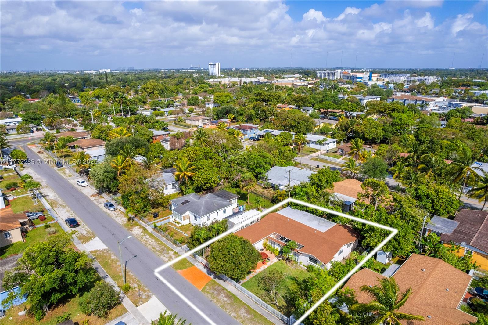 1081 NE 160th Ter, North Miami Beach FL 33162