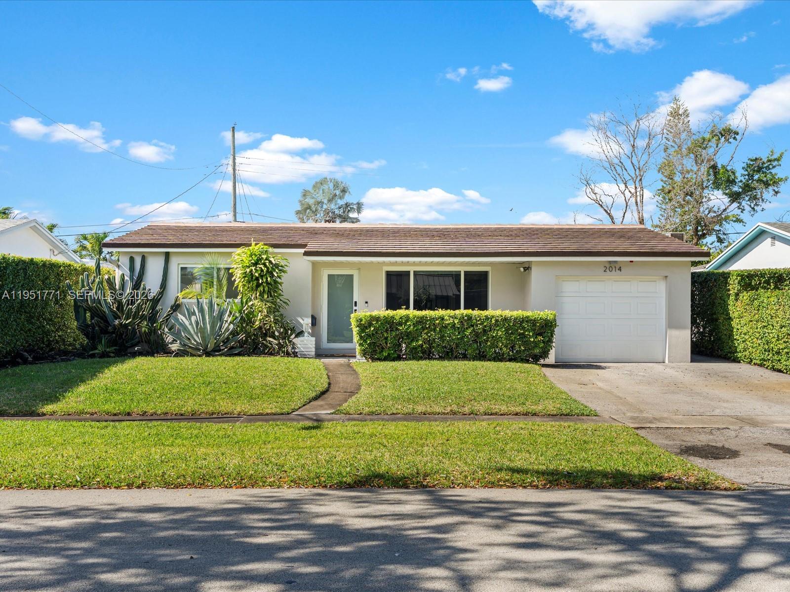 2014 N 31st Ct, Hollywood FL 33021