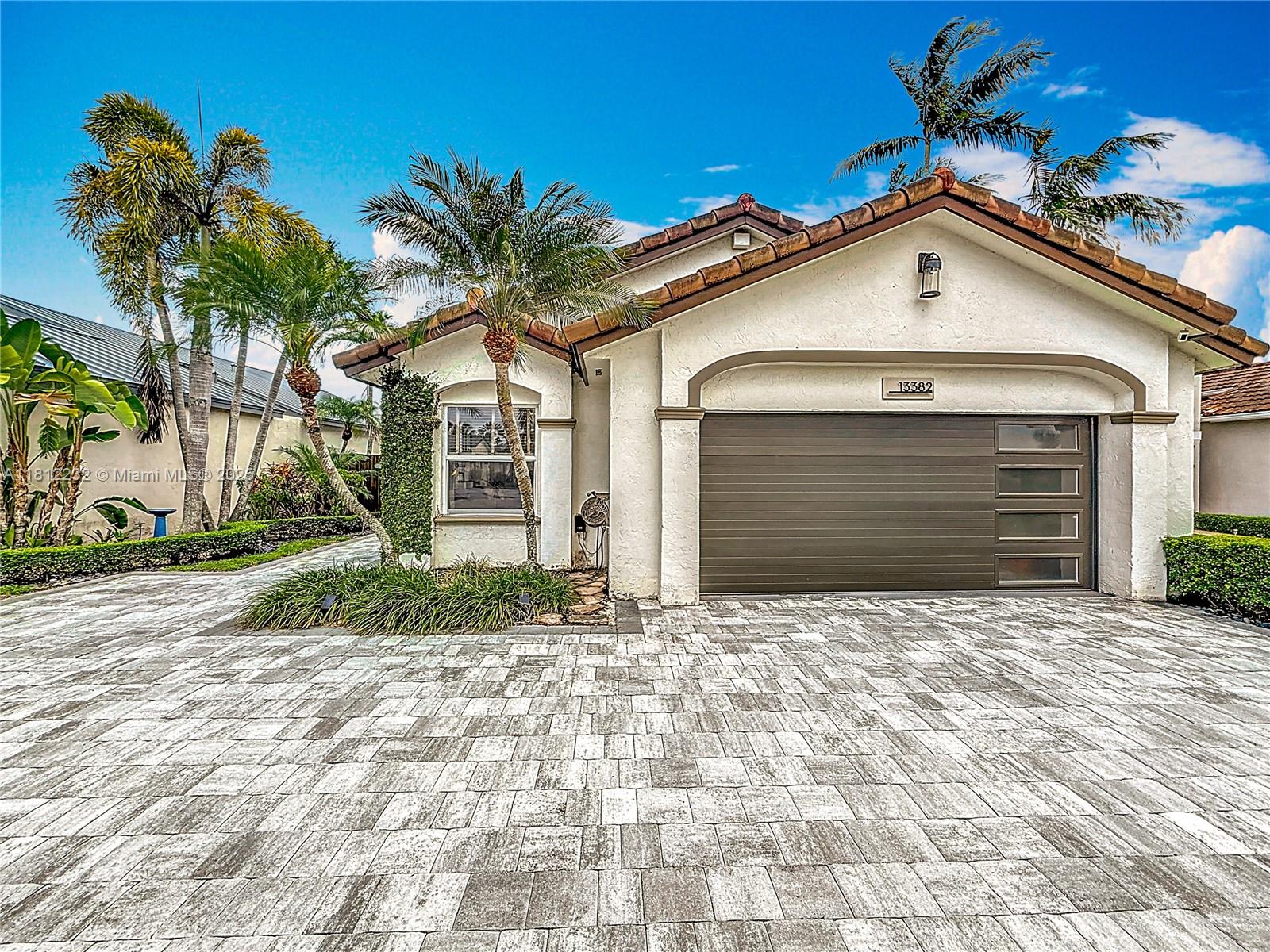 13382 NW 8th St, Miami FL 33182