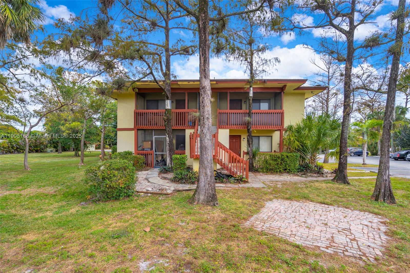 2062 NW 43rd Ter # 2, Lauderhill FL 33313