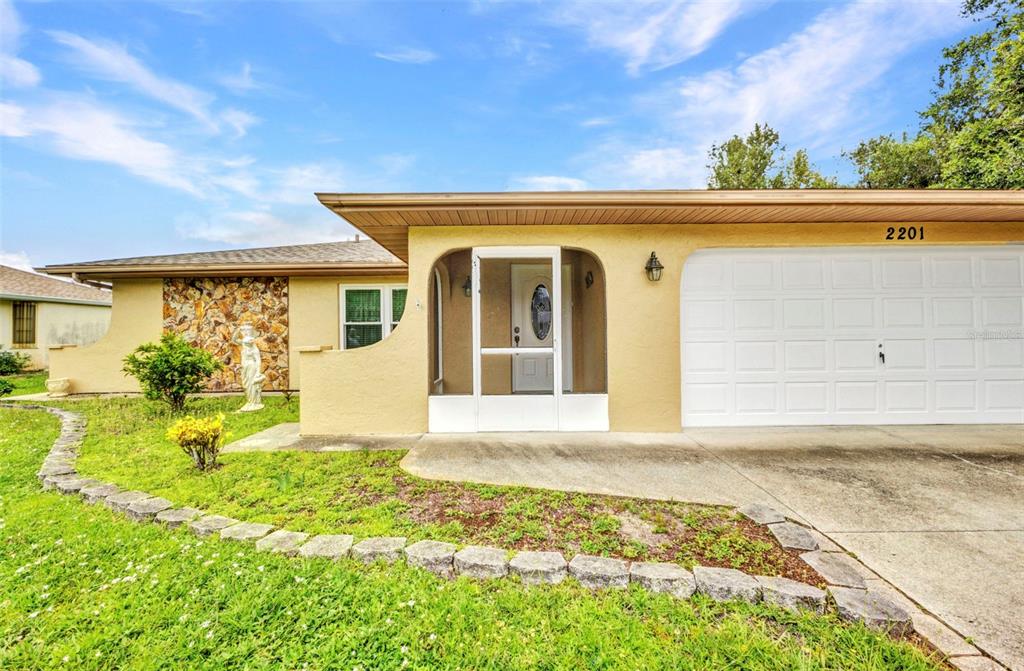 2201 HYATT DRIVE