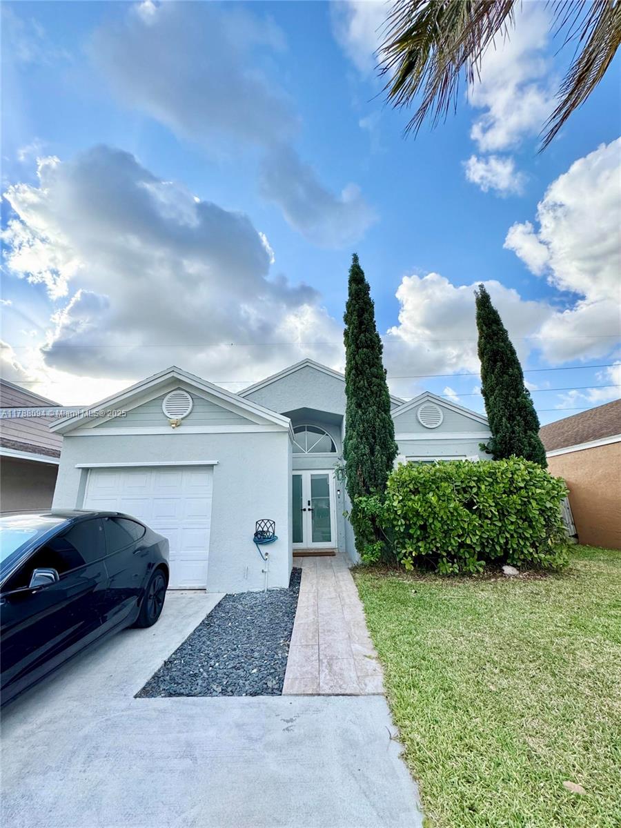 14626 SW 128th Ct Rd, Miami FL 33186