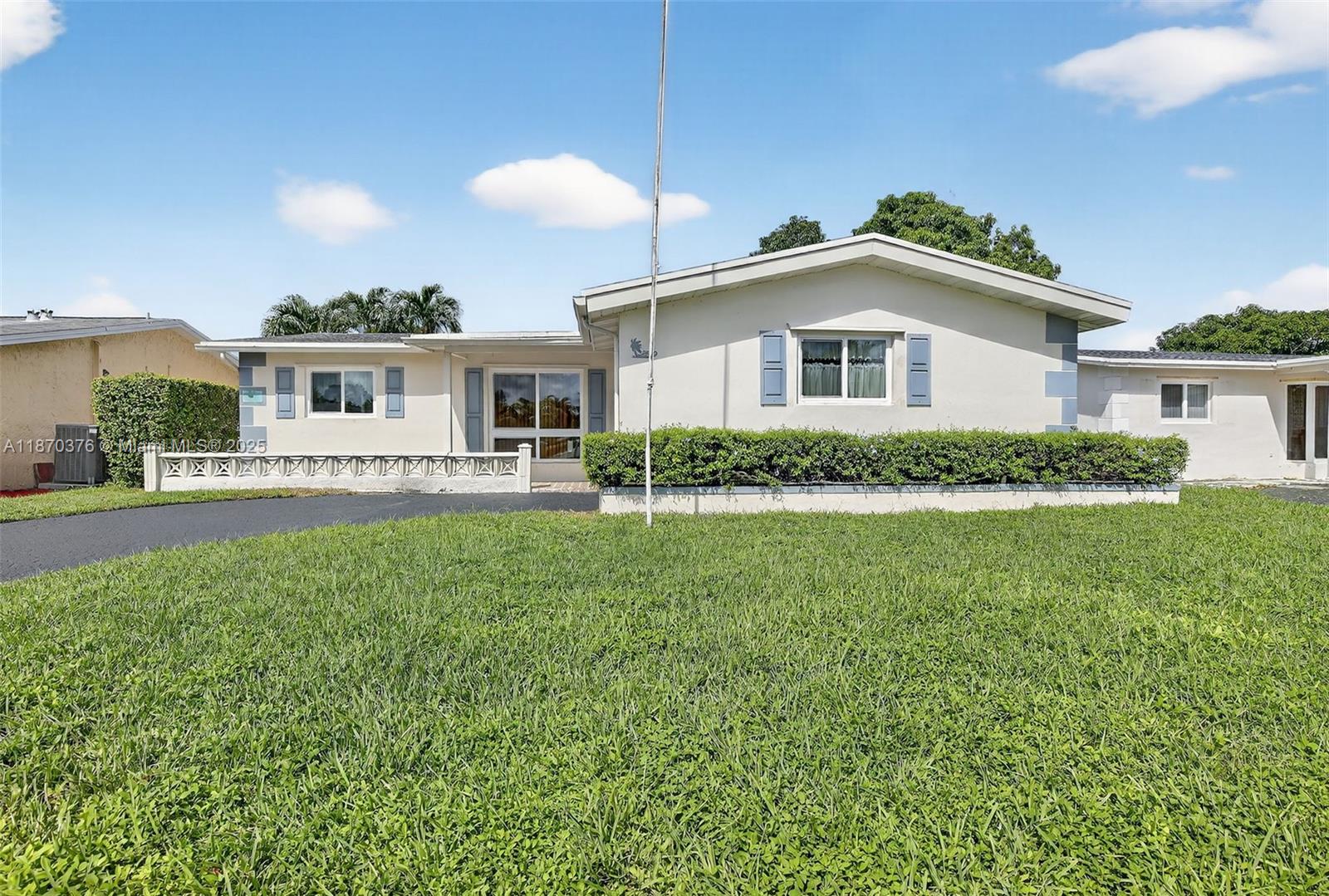 2849 NW 87th Ave, Sunrise FL 33322